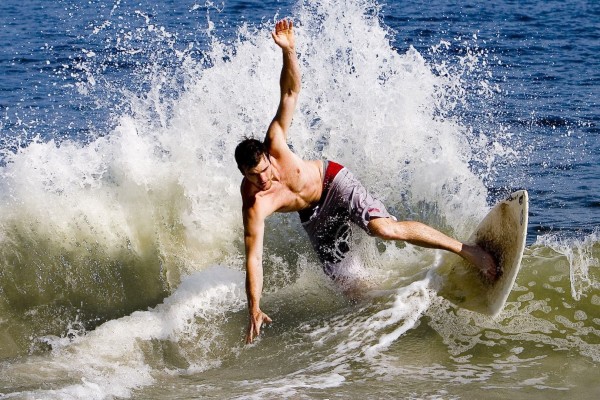 内马尔留守桑托斯生涯走向成谜